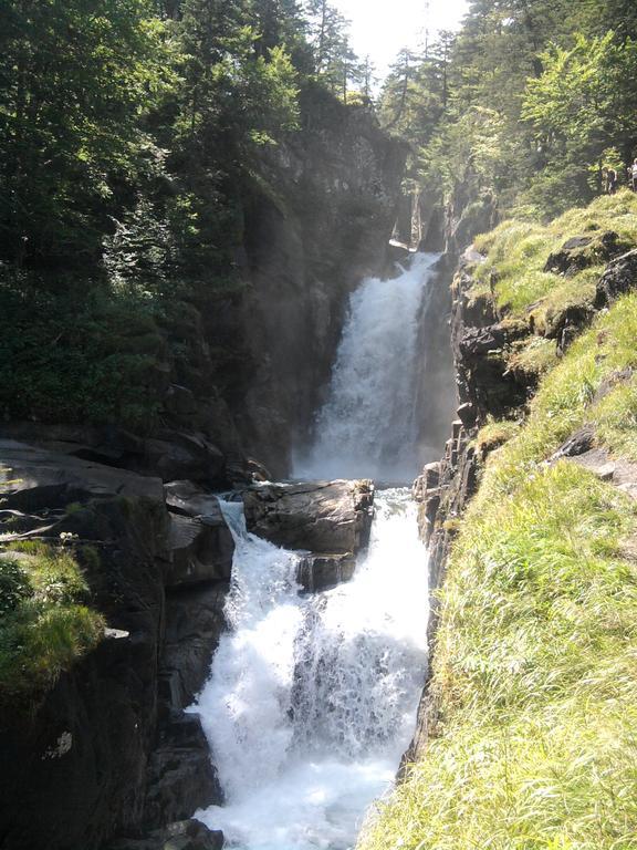 Vacances Perennes Cauterets Exterior photo